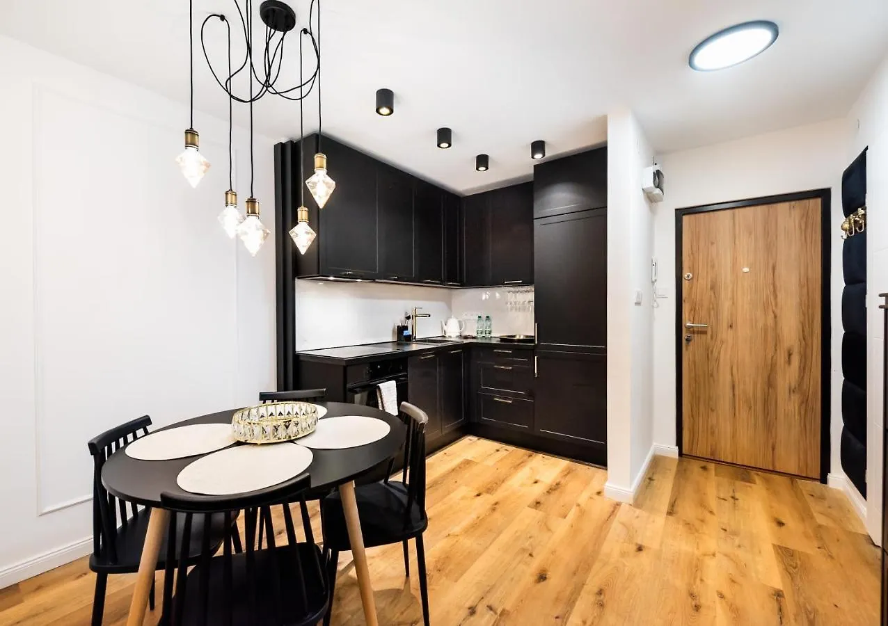 Fort Wola Golden Apartment Warsaw